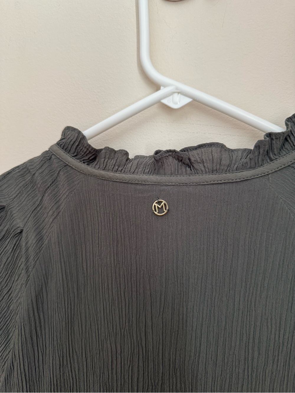 Marie Oliver Silk Blend Tiered Mini Dress Green Flutter Sleeve Size 1 Small - Picture 4 of 6